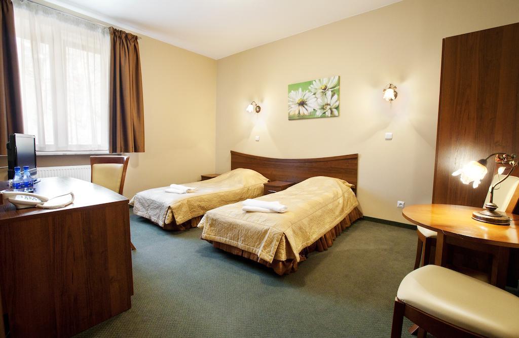 Osrodek Wypoczynkowy Amadeusz Hotel Krynica Zdroj Room photo