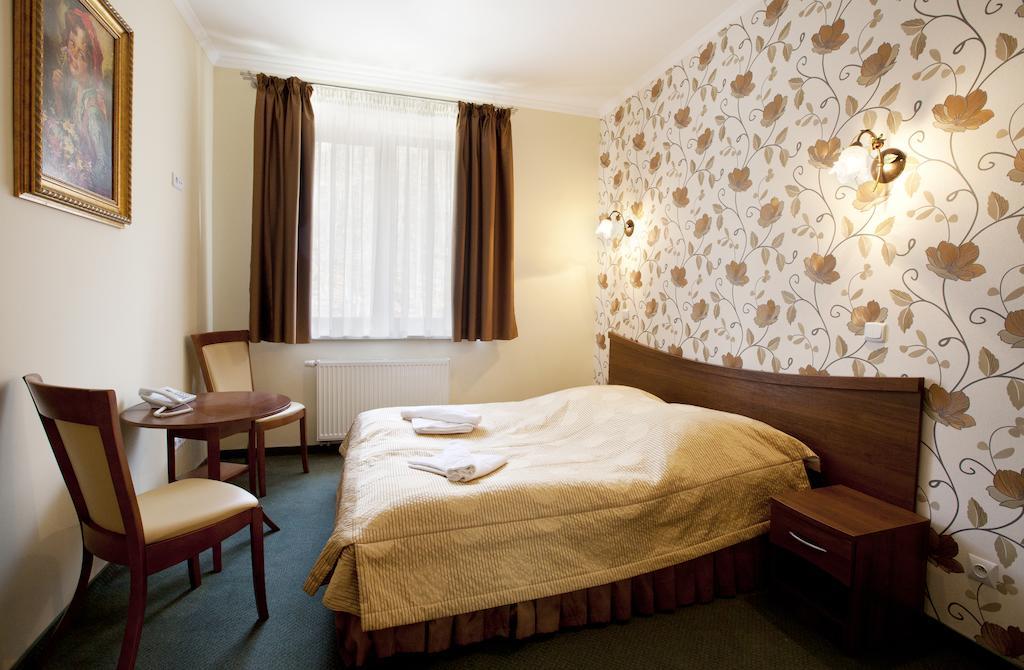 Osrodek Wypoczynkowy Amadeusz Hotel Krynica Zdroj Room photo