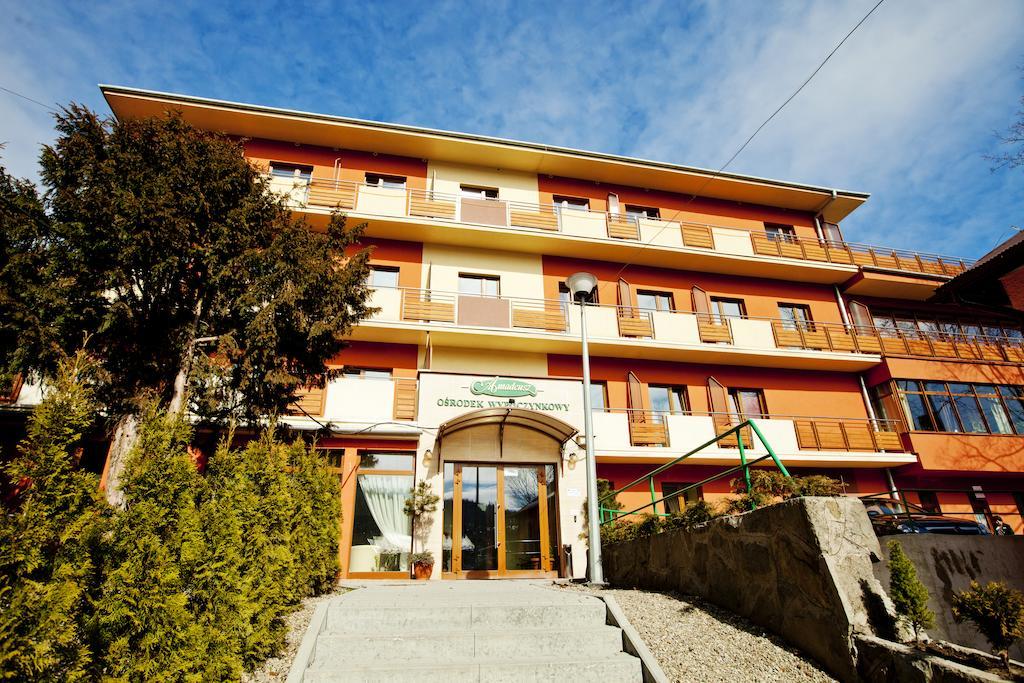 Osrodek Wypoczynkowy Amadeusz Hotel Krynica Zdroj Exterior photo
