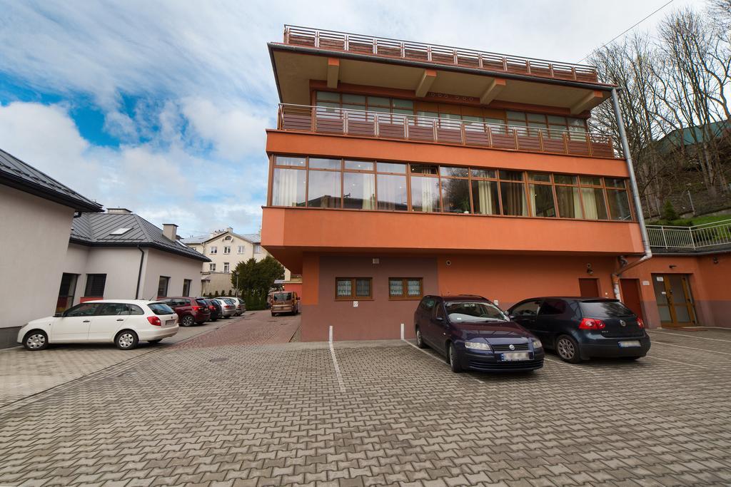 Osrodek Wypoczynkowy Amadeusz Hotel Krynica Zdroj Exterior photo
